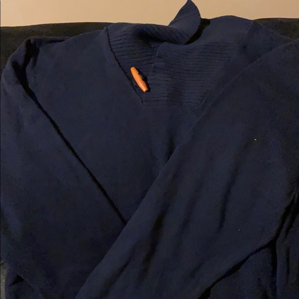Men’s Navy Blue Sweater